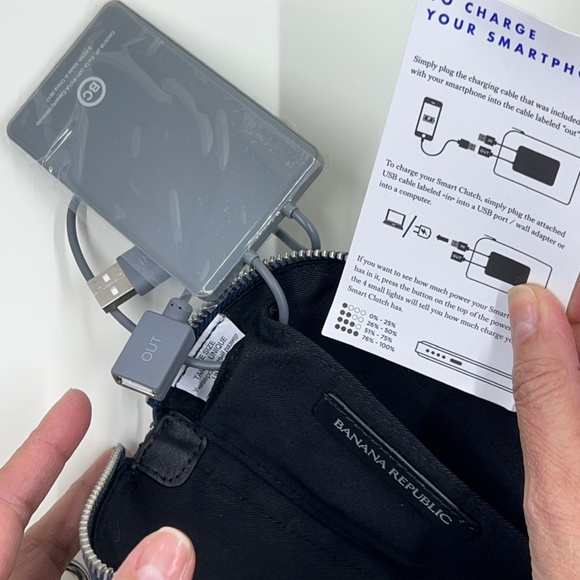 🤩 Banana Republic "Power Up" Clutch with Built-In Battery 🤩 - Picture 5 of 9